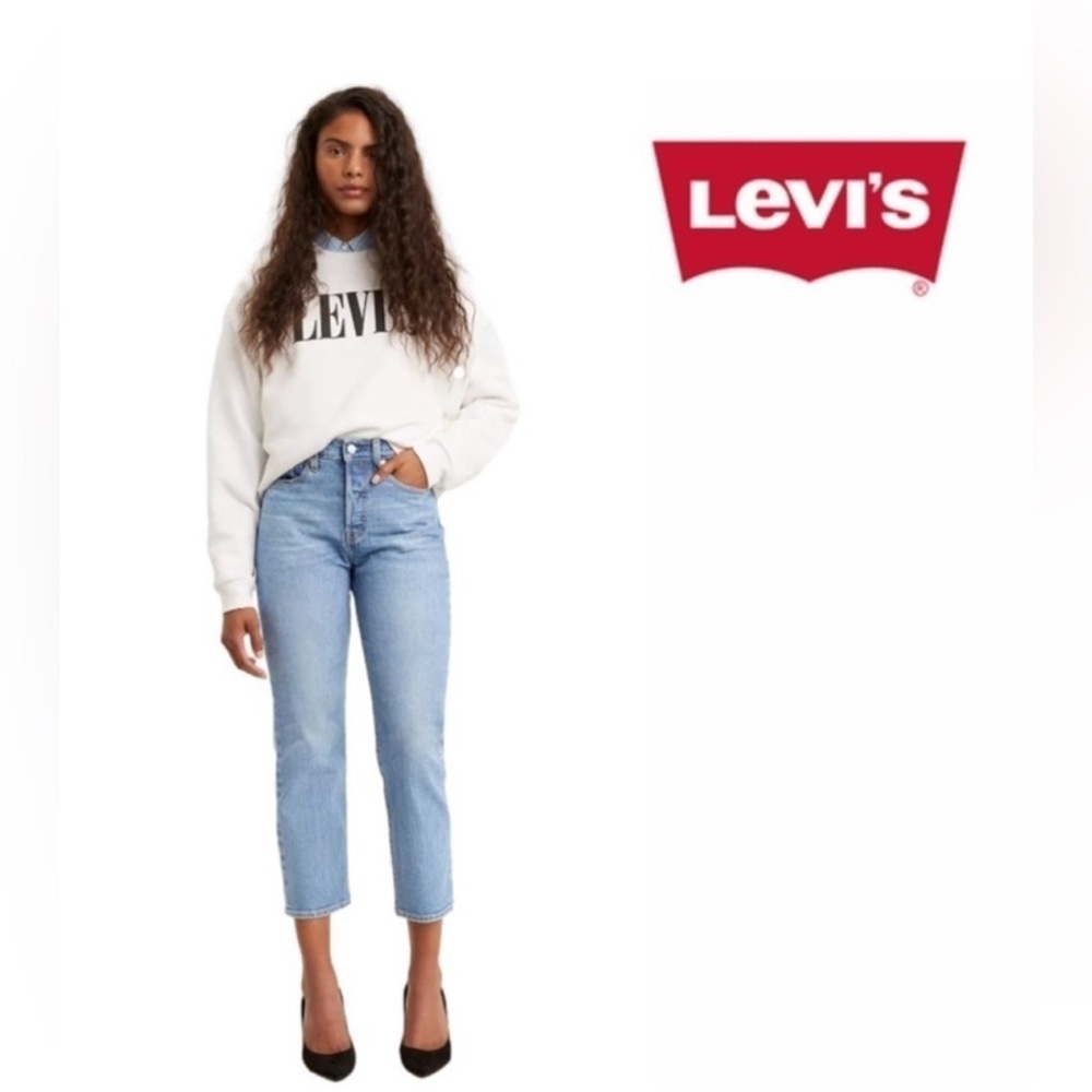 ✨✨ Levi's Wedgie Straight 29 light blue✨✨